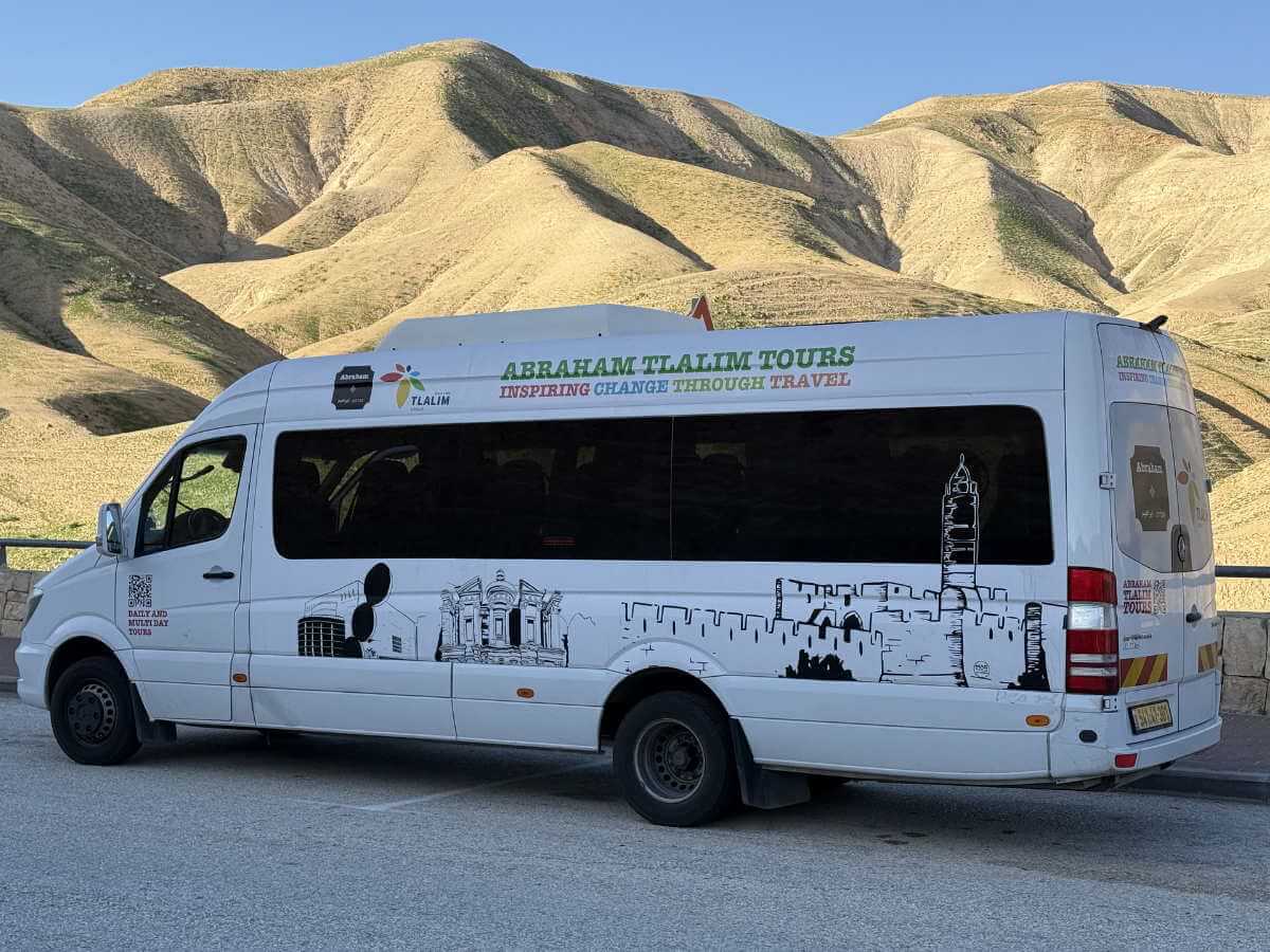 הסעות אברהם טללים טורס