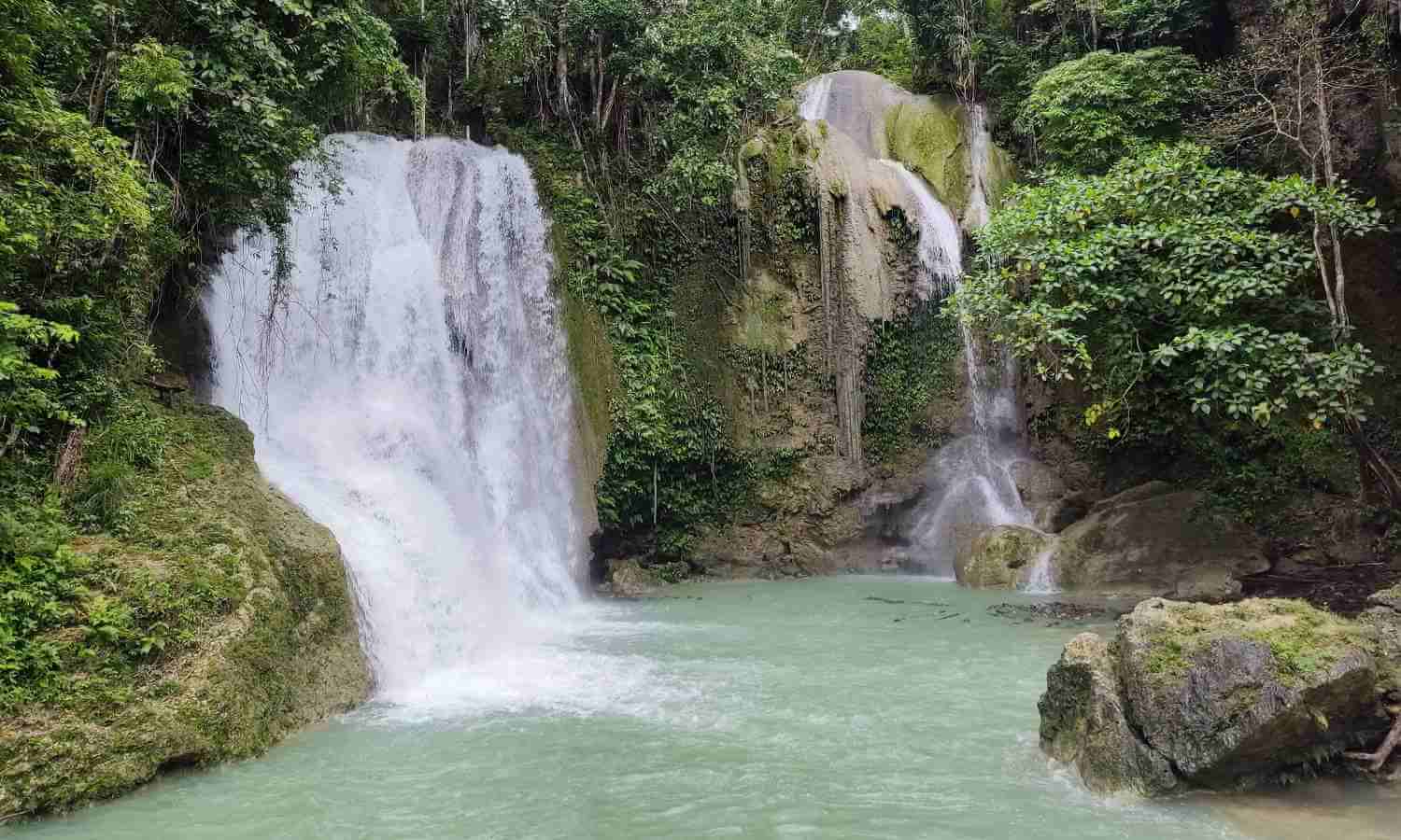 Ingkumhan Falls 