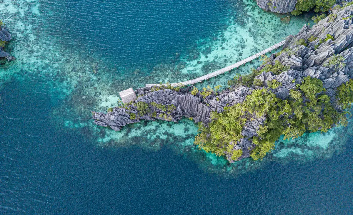 Coron-Island-Hopping